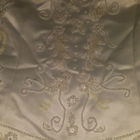 Vintage Style Mori Lee Beaded Satin Gown in Soft White - Picture 7 of 12